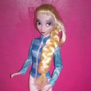 Frozen Elsa Doll Disney in Ski fashion